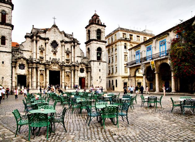 На Кубе разнообразнее архитектура и и достопримечательности