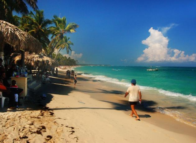 Многие считают пляж Баваро одним из самых лучших для пляжного отдыха в Пунта-Кане  (Фото © David Ogden / flickr.com)