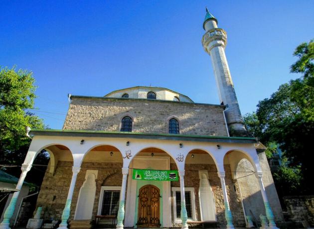 Мечеть Муфти-Джами в Феодосии (Фото arkrym.ru)
