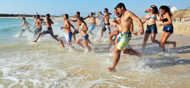 Июнь и Израиле - самый комфортный из всех трёх летних месяцев