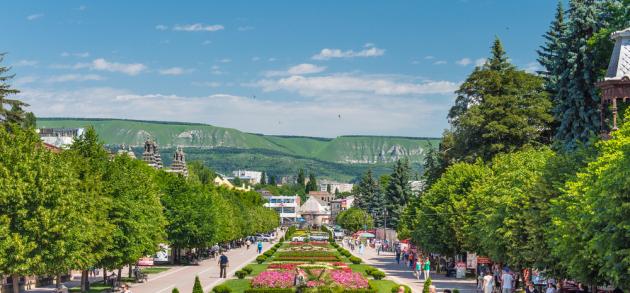 Погода в Кисловодске в июне может быть розная - теплая, жаркая или даже прохладная!