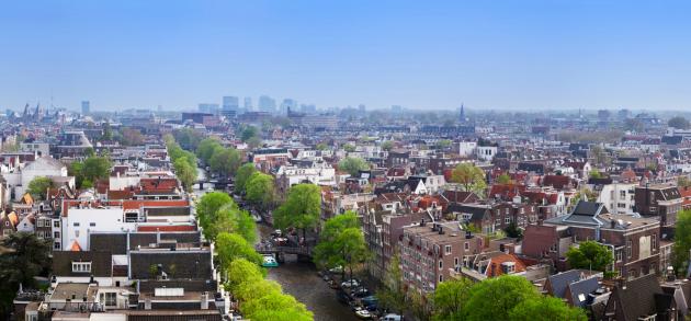 Поездка в Нидерланды вызывает бурю восторга, её города настолько не похожи друг на друга, что просто диву даёшься, как много здесь всего интересного! 