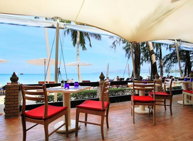 Побережье гостиницы Best Western Premier Bangtao Beach Resort & Spa 4*