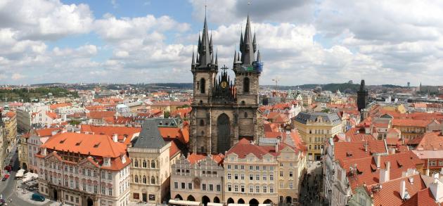 Прага находится в числе наиболее посещаемых столичных городов Европы с круглогодичным туристическим сезоном