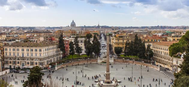 В феврале в Риме сравнительно тепло, но дождливо, зато нет туристической толчеи и пробок на дорогах
