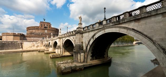 Рим в июне - хорошая для экскурсий погода, но и количество туристов тоже возрастает