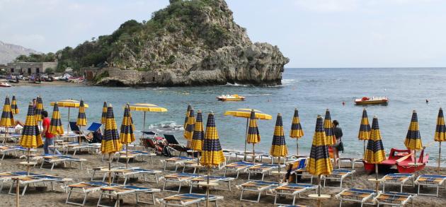 На Сицилия в сентябре начинается бархатные сезон, хотя в начале месяца может быть еще и жарко, и людно, да и цены на туры не спешат падать