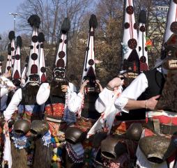 Болгарские народные праздники очень колоритны