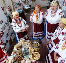 В Украине отмечают праздники в течение круглого года