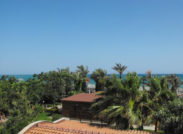 Вид на море из отеля Aydinbey Famous Resort (Белек в июле)