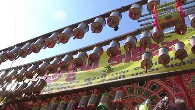 Январь: International Kite Festival 2010, Ahmedabad