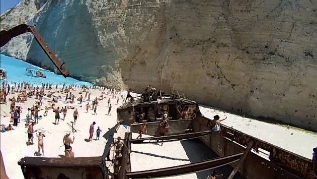 Август, Греция: Greece 2014