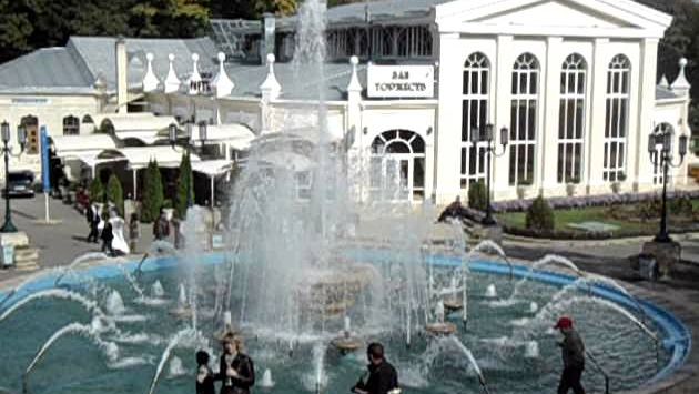 Ессентуки в октябре: Ессентуки Фонтан в Нижнем парке