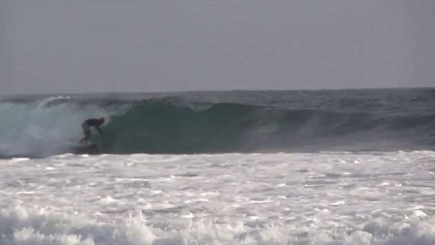 Февраль, Мексика: Beau Knight, bumping into Dion Agius and others....surfing Pescadero, Mexico - February 2013