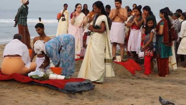 Индия в октябре: 7D India 8670 Hindu Beach, Varkala, Varkala, Kerala, India