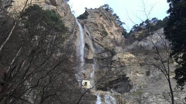 Ялта в декабре: Водопад Учан-Су.Ялта.Крым.