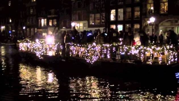 Декабрь, Амстердам: Christmas Canal Parade 2012 Amsterdam, Holland (The Netherlands)