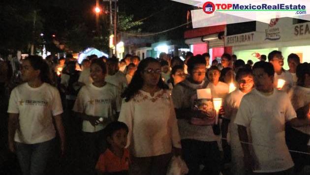 Мексика, Декабрь: Processions, flowers &amp; candles - Living in Playa del Carmen - Our Lady of Guadalupe