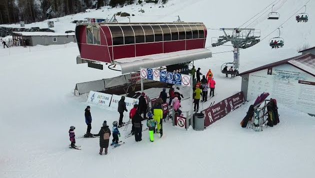 "Ялгора" - горнолыжный комплекс.