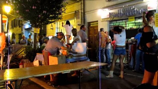 Июль в Римини: Nightlife in Rimini Italy July 2013