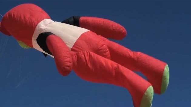 Дубай, Январь: International Kite Festival in Dubai