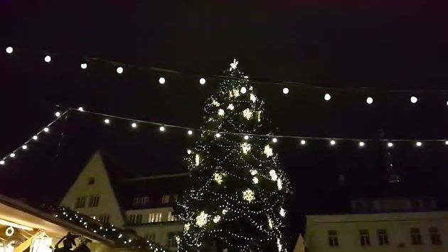 Ноябрь в Таллине: Tallinn, Estonia - Christmas Market in the Town Hall Square