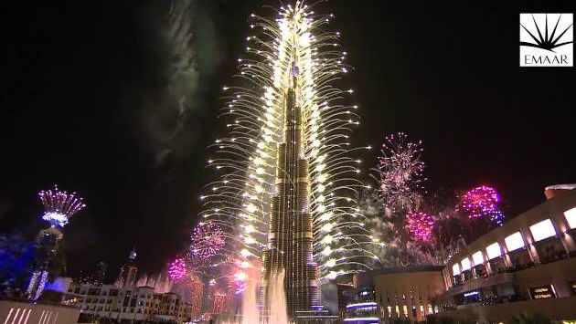Декабрь: Фейерверк на башне Бурдж-Халифа. Дубай-2014. Новый рекорд Гиннесса!
