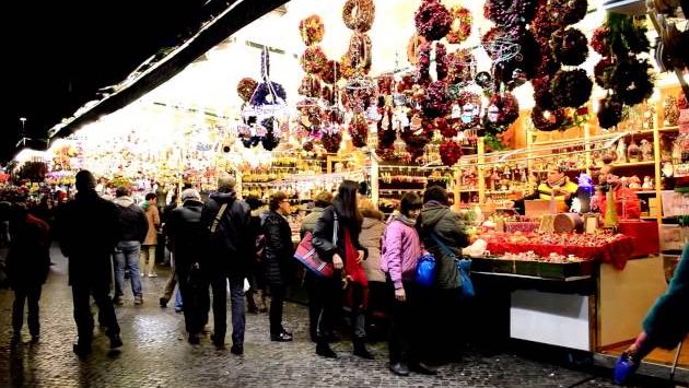 Декабрь в Италии: Скоро Рождество. Рим.