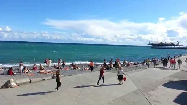 Ялта в конце сентября.