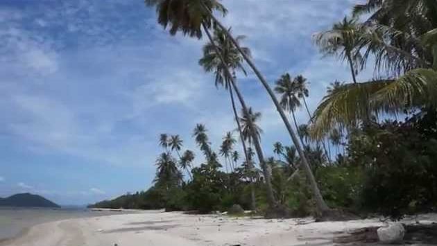 Июнь: Самуи. Пляж Банг Као (Bang Kao). Центральная часть пляжа, отлив.