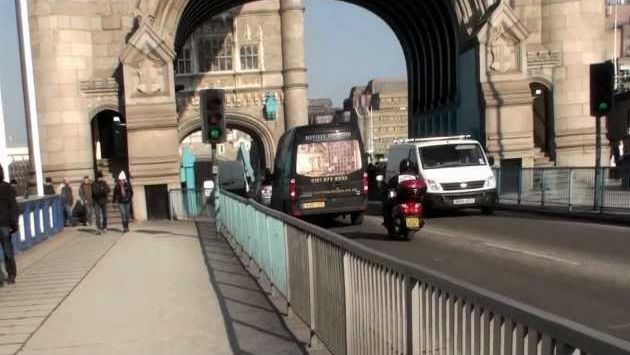 Лондон, Февраль: A walk across Tower Bridge