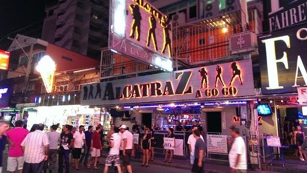Сентябрь в Тайланде: Walking Street Pattaya Thailand Sept 21 2013