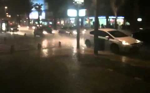 Декабрь: Heavy rain in tel aviv