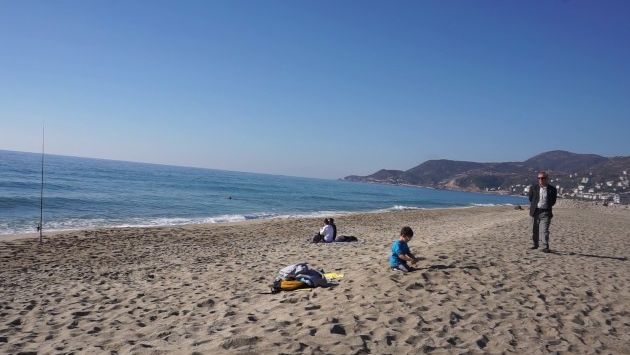 Аланья Турция пляж Клеопатра в декабре 2016