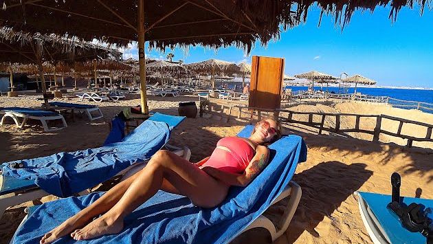 ЕГИПЕТ ОТДЫХ ЗИМОЙ БЕЗ ТУРИСТОВ НА ПЛЯЖЕ. БУХТА ШАРКС БЕЙ. ШАРМ ЭЛЬ ШЕЙХ. ОТДЫХ В ЕГИПТЕ СЕЙЧАС.