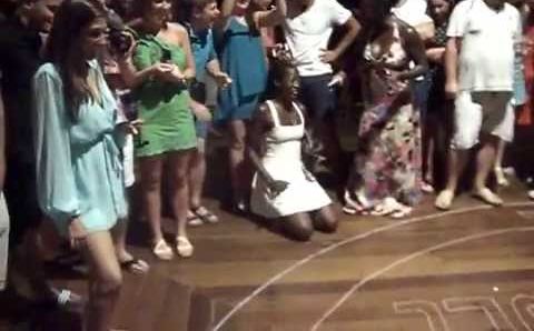 Мальдивы: ОТДЫХ на МАЛЬДИВАХ. Вечернее Шоу - Бега Крабов.