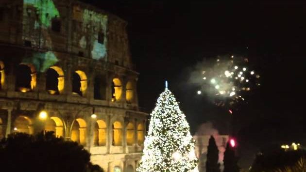 Италия, Декабрь: Firework - New year 2013 in Roma Italy