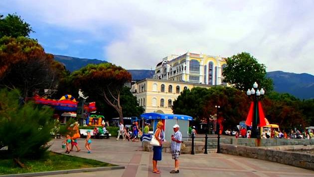 Ялта Набережная Июнь 2012 Пешком от Гостиницы Ореанда FloridaYalta 05/06/2012