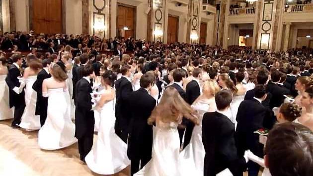 Вена: Elmayer Kränzchen 2012, Wien, Balleröffnung