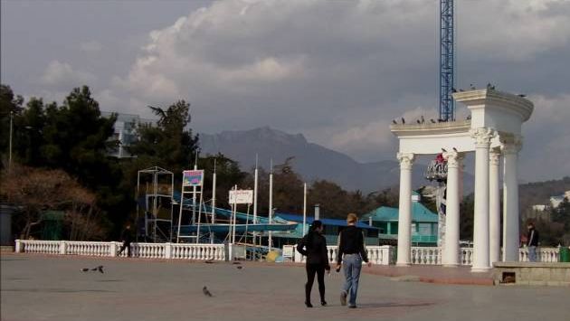 Один весенний день в Алуште (16 марта 2011)