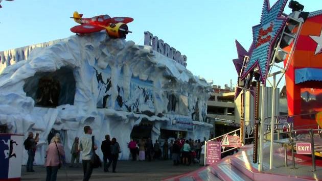 Май в Вене: Wien Praterstern  Австрия -  Вена Пратер - Колесо обозрения