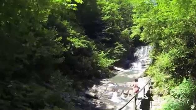 Июнь, Сочи: Релаксация "Змейковские водопады"