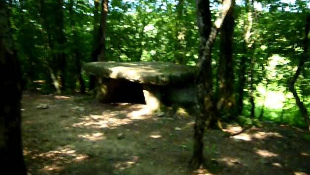 Май в Геленджике: ДОЛЬМЕНЫ Геленджик (1)