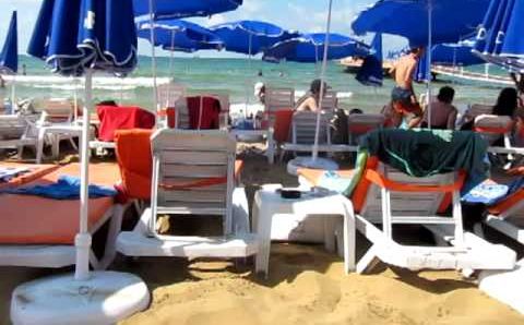 Август, Стамбул: at solar beach near istanbul, turkey