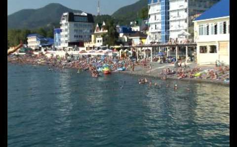 Июль: Sochi Сочи Лазаревское. Полный отрыв