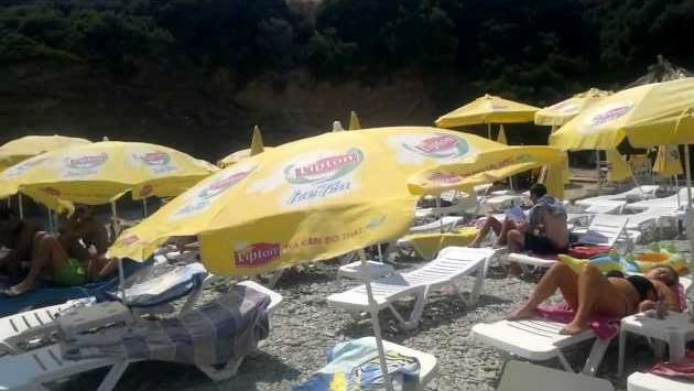 Крит, Сентябрь: Галечный пляж Псаромура на Крите, недалеко от Ираклио, осень 2012