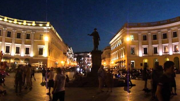 Август в Одессе: ВЕЧЕРНЯЯ ОДЕССА. СПУСК НА МОРВОКЗАЛ