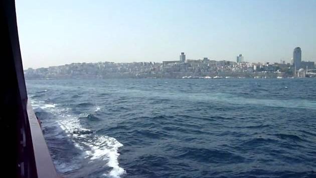 Апрель, Стамбул: Bosphorus Boat Ride April 2010