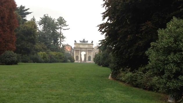 Милан, Октябрь: Parco Sempione, Arco della Pace and Castello Sforzesco, Milan