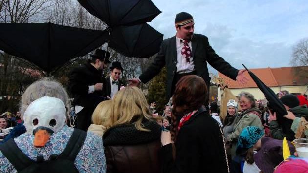 Февраль: Masopust v Roztokách 2014 / Масленица в Розтоках, Чехия